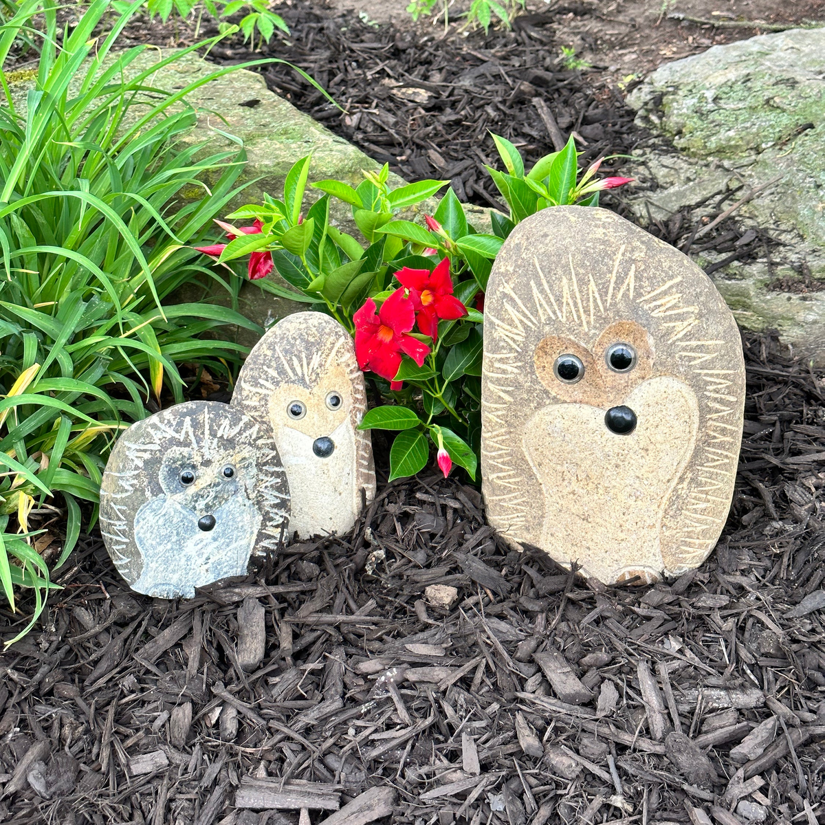 Hand-carved natural granite stone hedgehog family set in garden, three sizes 6&quot;, 8&quot;, 12&quot;.