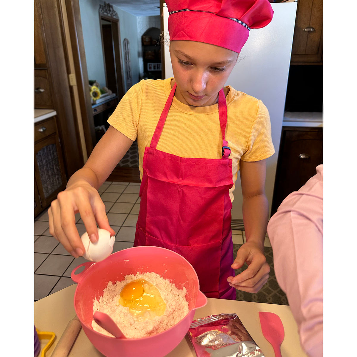 Little Pals 14-Piece Kids Baking Set, Pink - Garden Your Way 