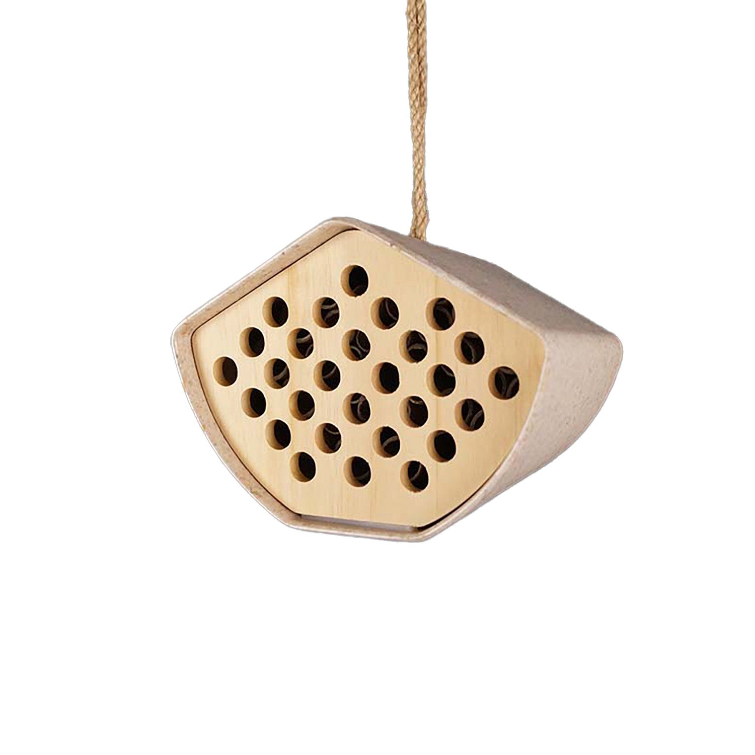 Eco-friendly 6.3" bee house made from chaff and bamboo, featuring durable frost-resistant design.