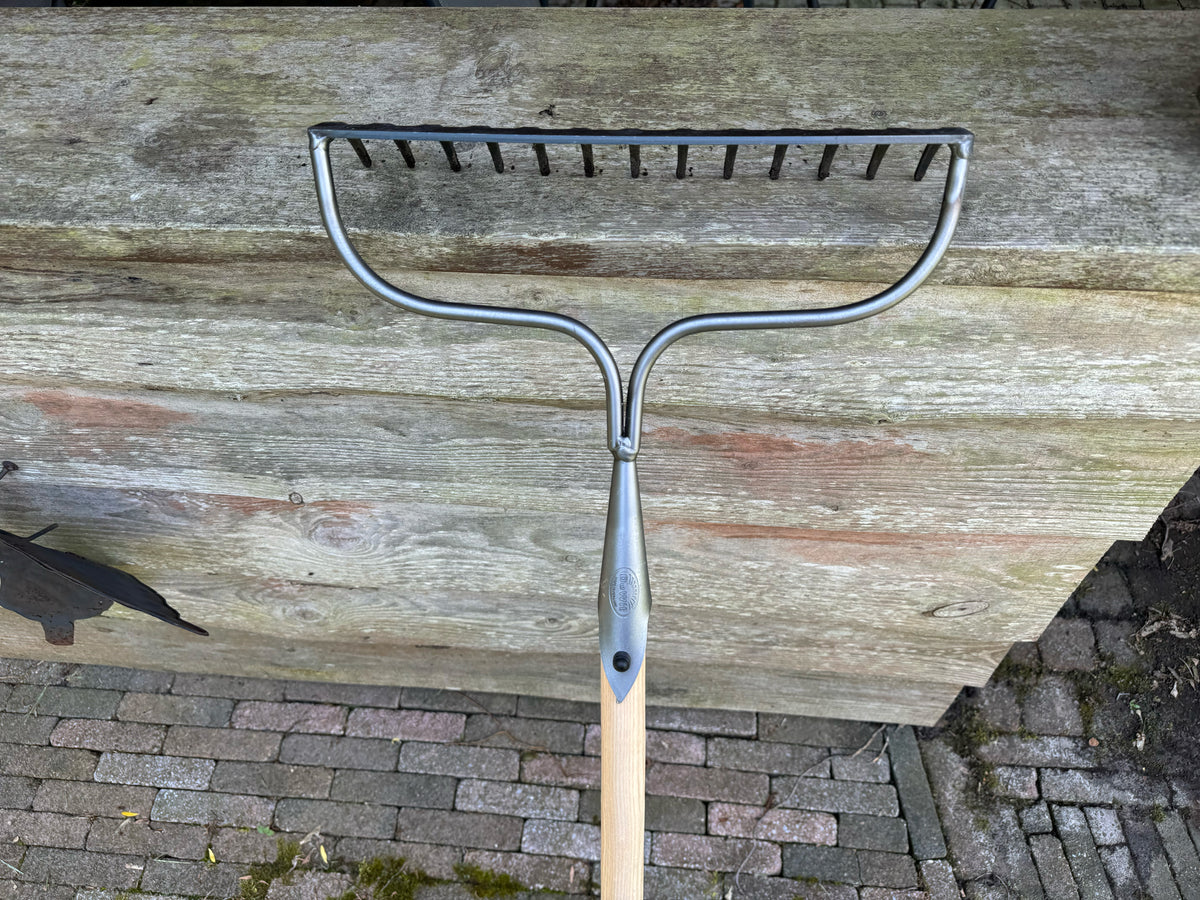 Extreme Bow Tine Rake, Head: 7&quot;L x 13.5&quot;W; Total: 63&quot;L