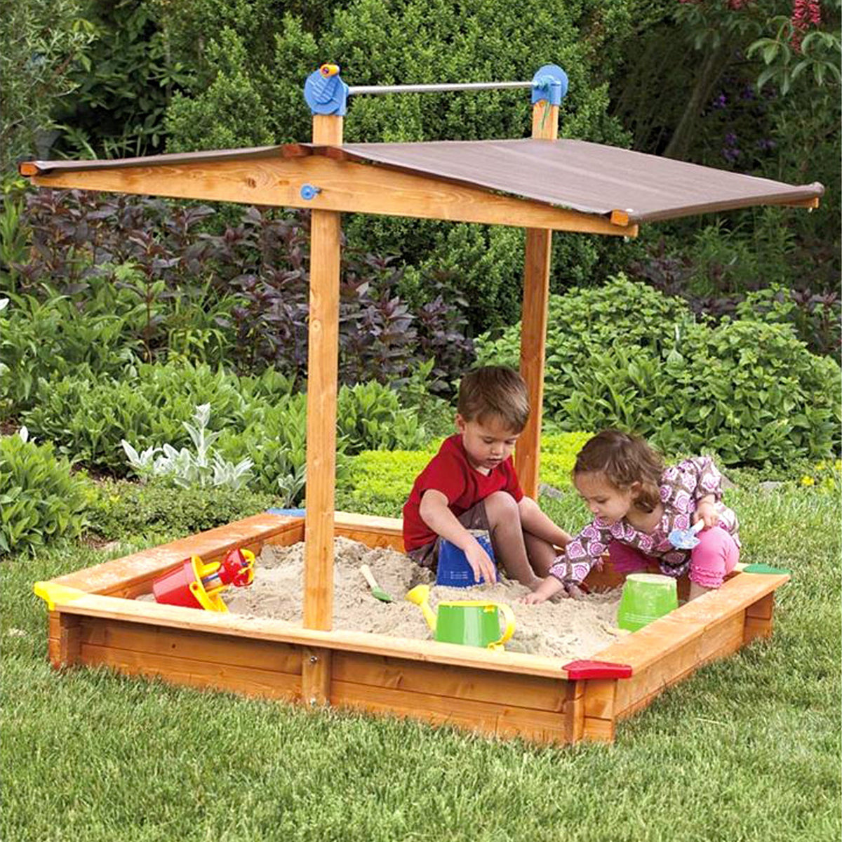 Children&#39;s Wooden Sandbox with Retractable Roof, 4.66 ft. W x 4.66 ft. L x 4.33 ft. H - Garden Your Way 